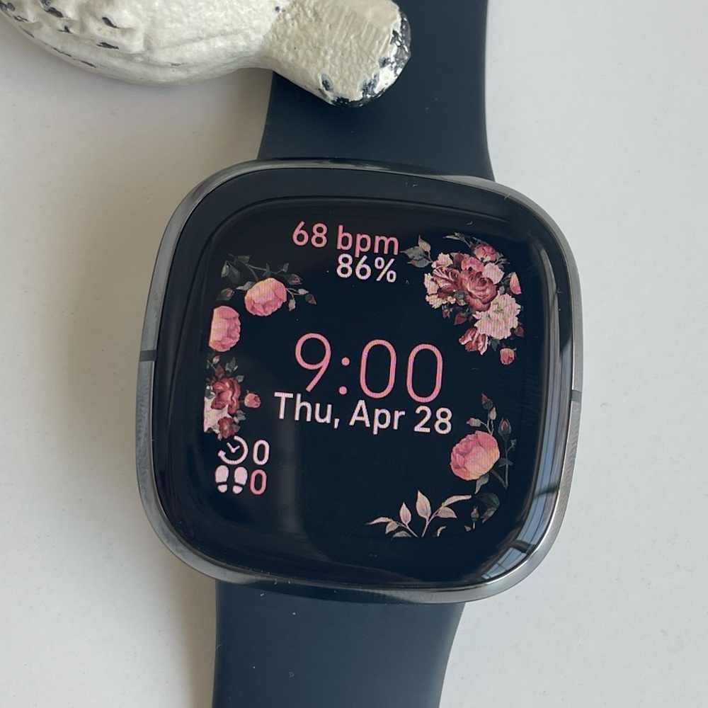 Fitbit Versa 3 Watch - Picture 2 of 14